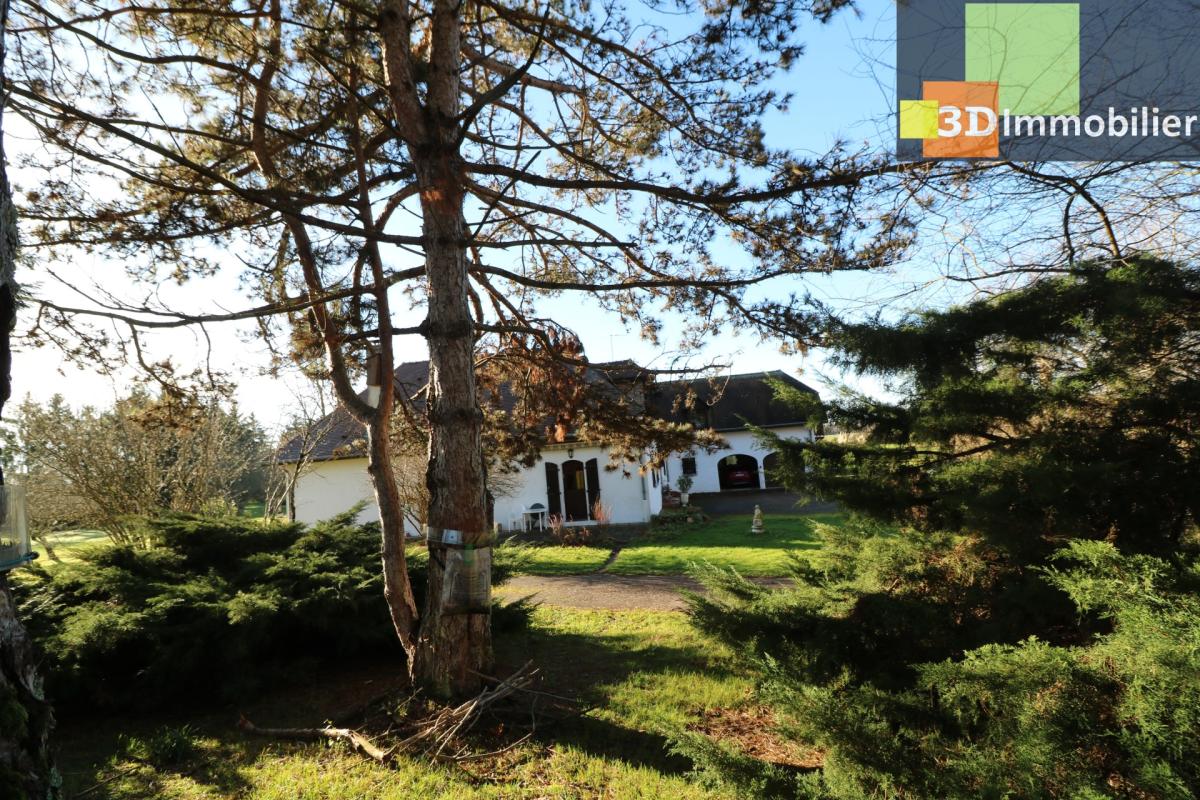 Secteur Dole, vends belle et grande propriété avec gîte, 12 pièces, avec un terrain, piscine et étang - Photo 3
