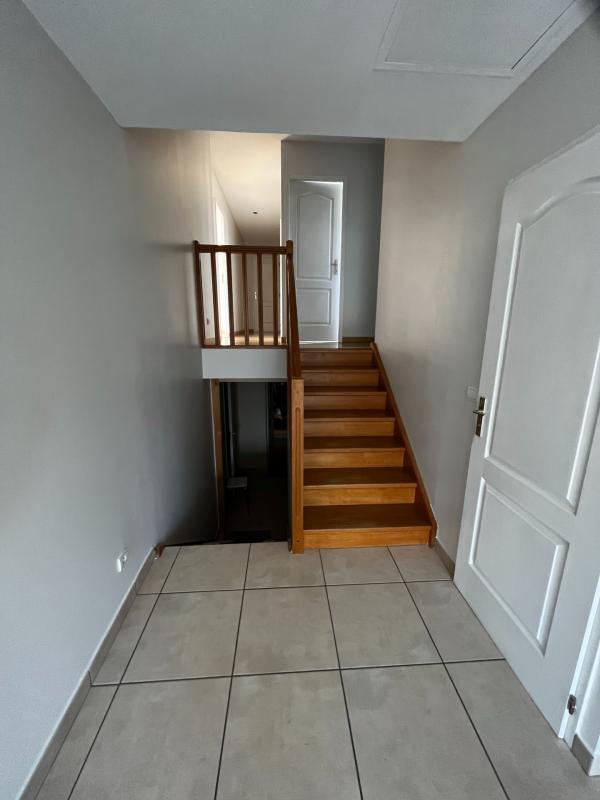 Secteur Douvaine (74140), à vendre très belle maison de 7 pièces et grand sous-sol sur un terrain d’environ 750 m2 - Photo 5
