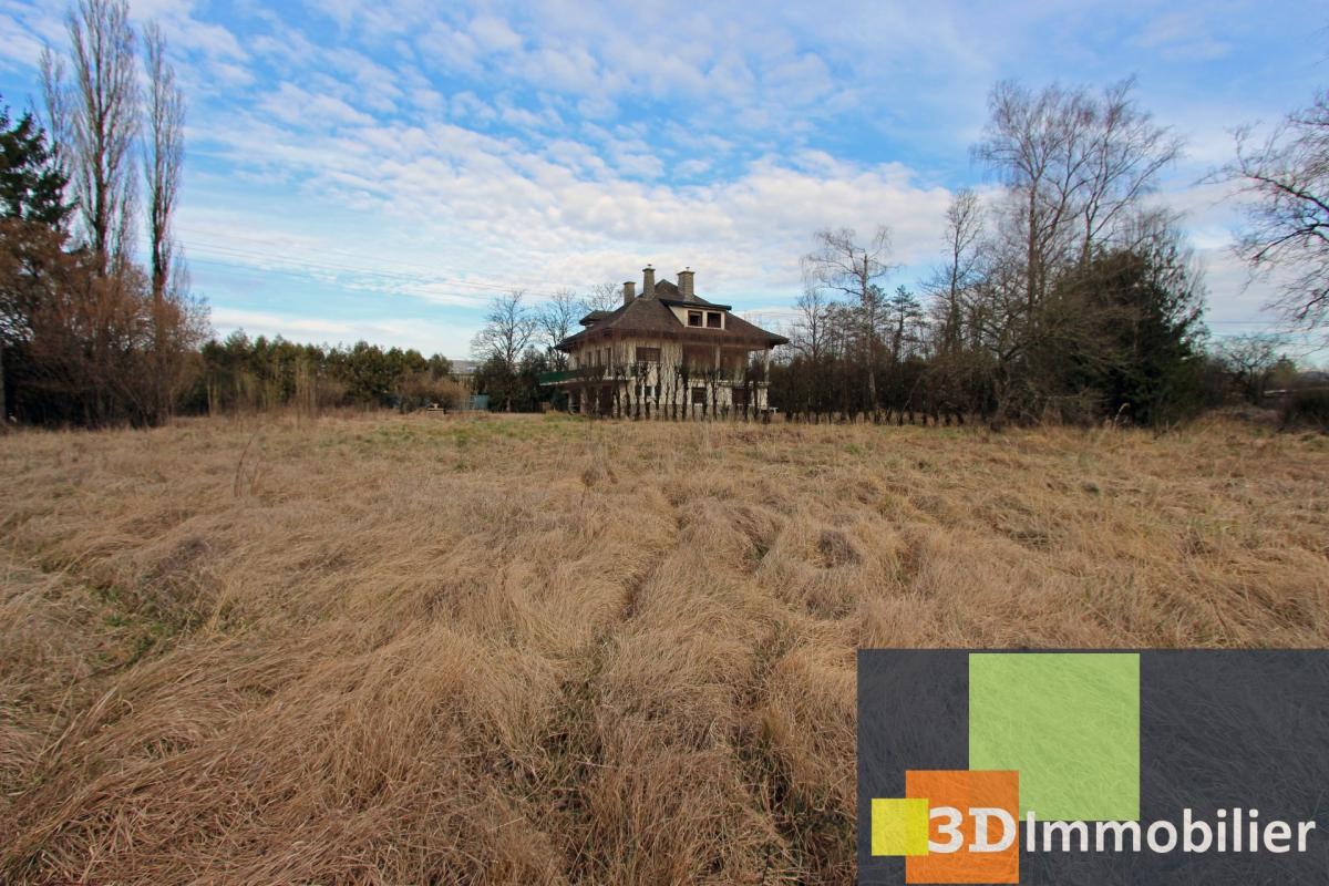 Secteur Clairvaux-les-Lacs (39 JURA), à vendre grande maison d’architecte sur 5236 m² de terrain - Photo 2