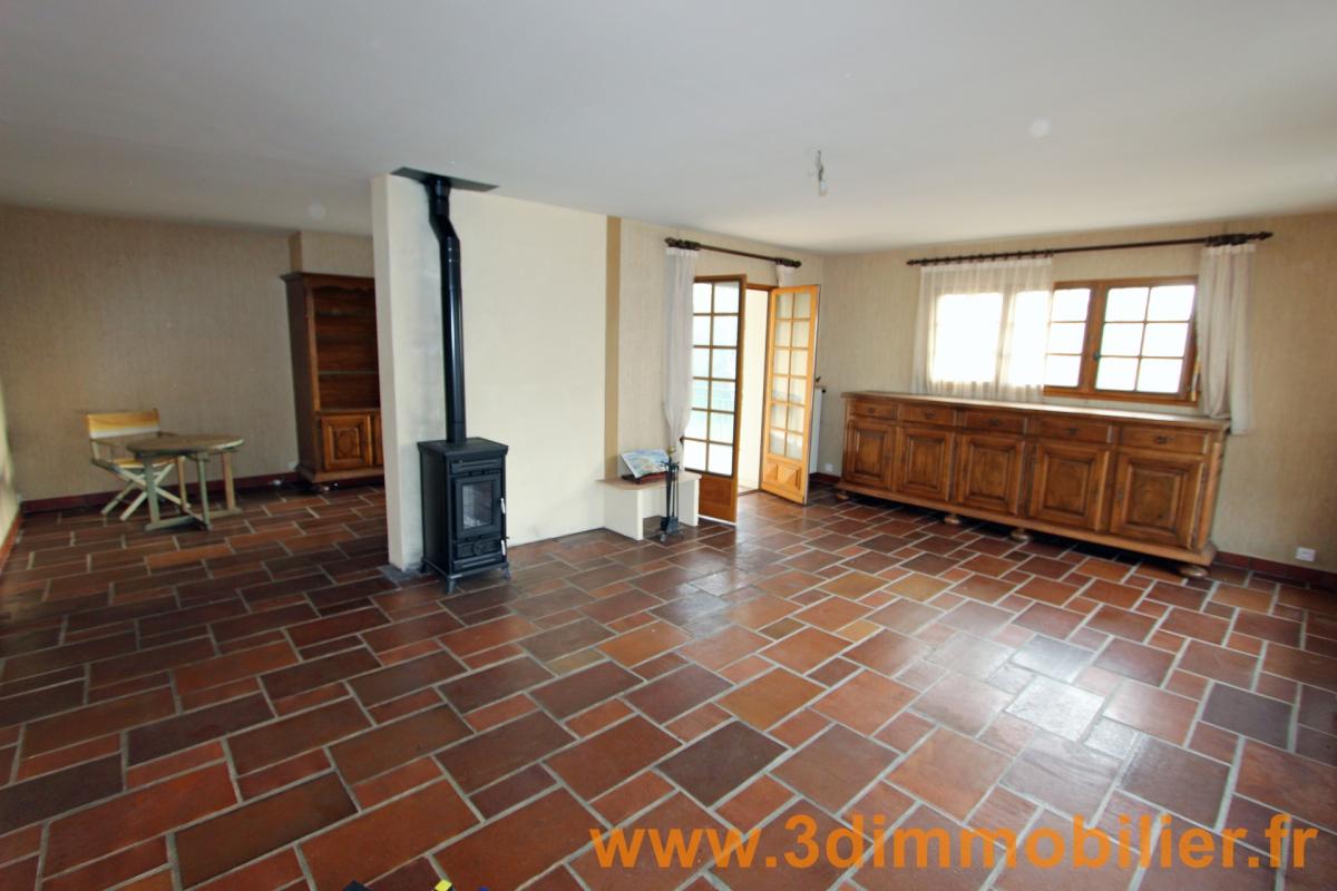 Secteur LAC de VOUGLANS (39 JURA), à vendre grande maison d’architecte sur 5236 m² de terrain - Photo 2