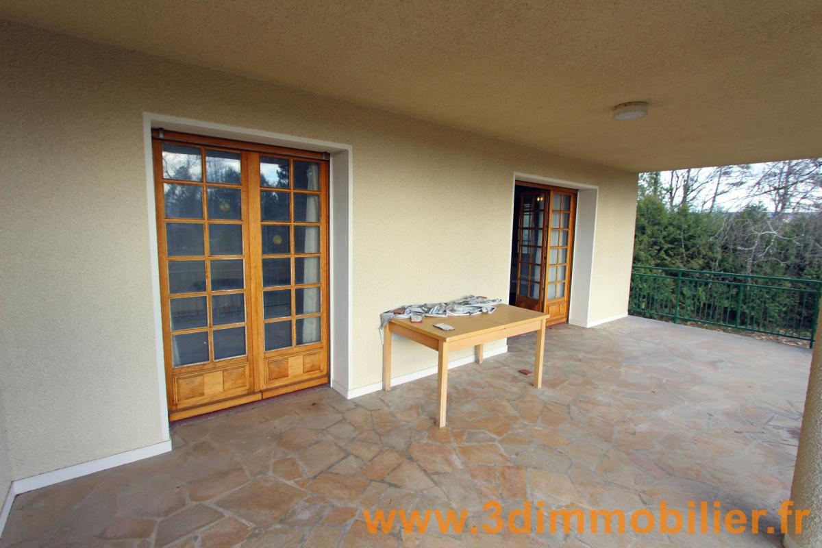 Secteur LAC de VOUGLANS (39 JURA), à vendre grande maison d’architecte sur 5236 m² de terrain - Photo 4