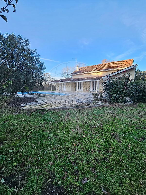 Maison 6 chambre(s) à vendre