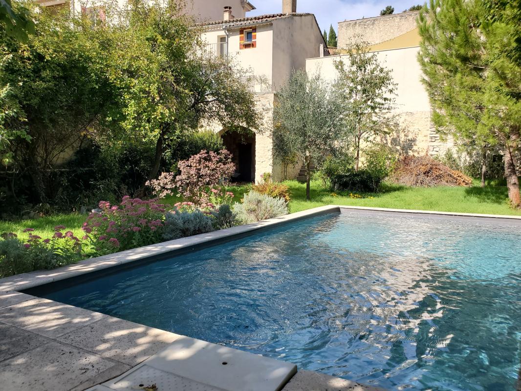 Rare maison de caractère 19ieme à rénover