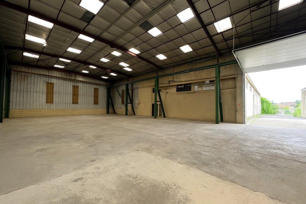 Premises 581m² — Roche-la-Molière