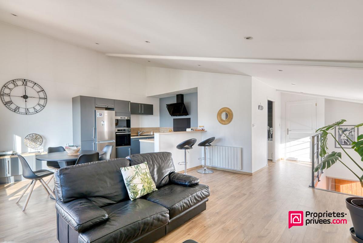 Ensemble Maison + Appartement sur Terrain 945 m2 constructible