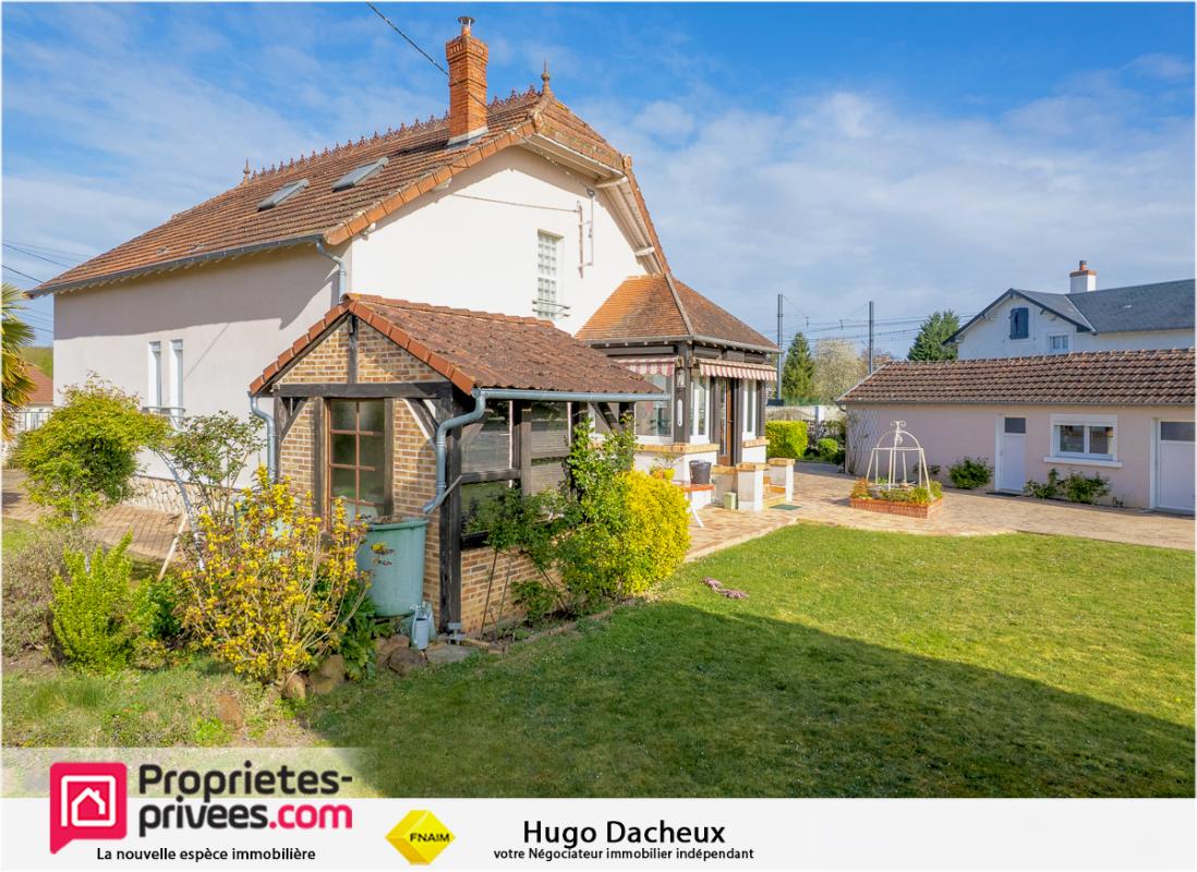 Maison Foecy : 140 m² - 6 pièces - 4 chambres