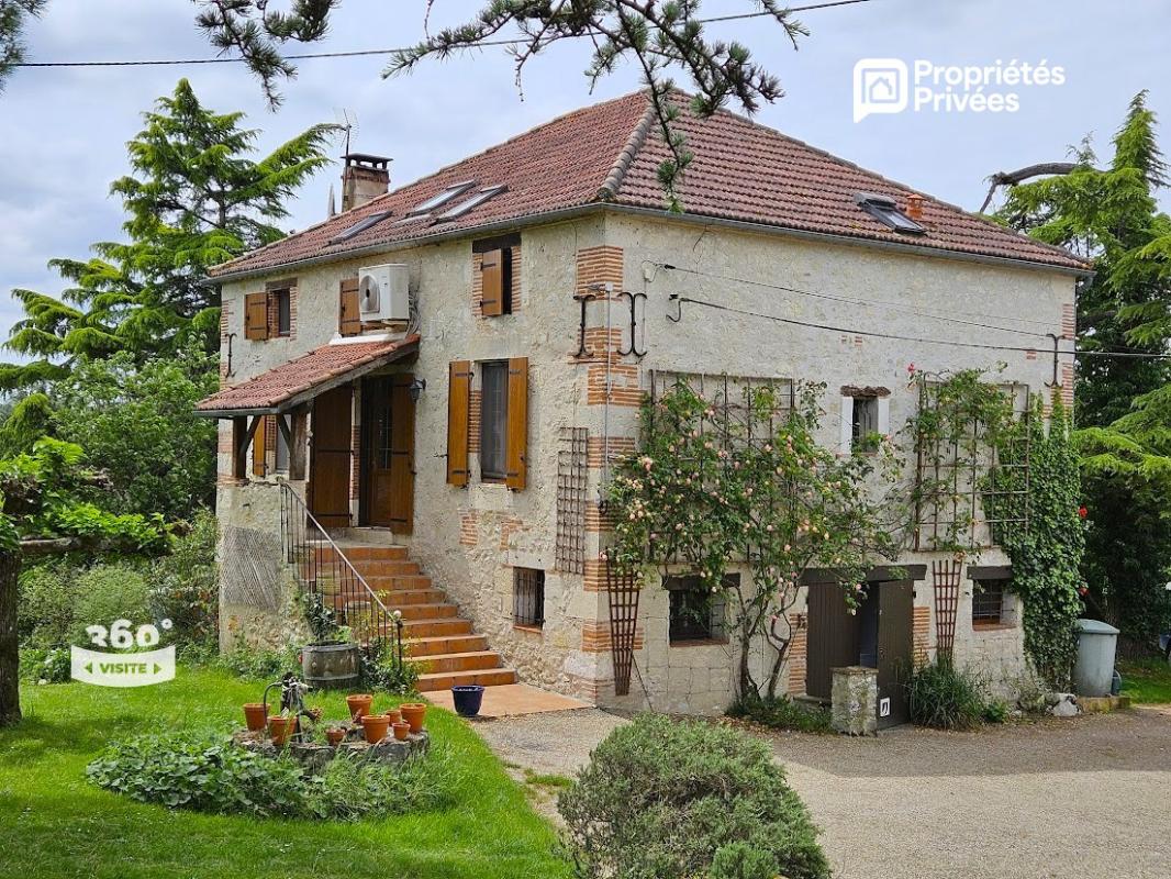 Secteur Valence d'Agen : Maison - Gîte - Grange- Piscine - 3 ha