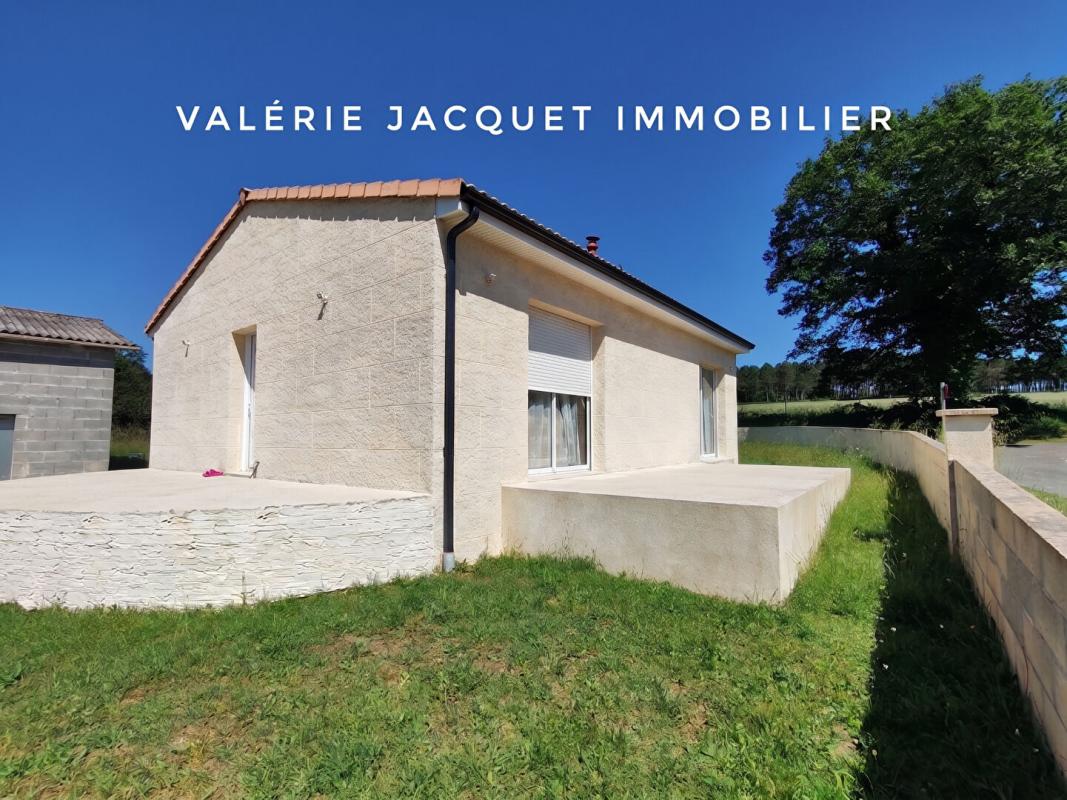 À 7 km de Montguyon Ensemble Immobilier Unique : Maison Moderne & Grand Hangar Équipé