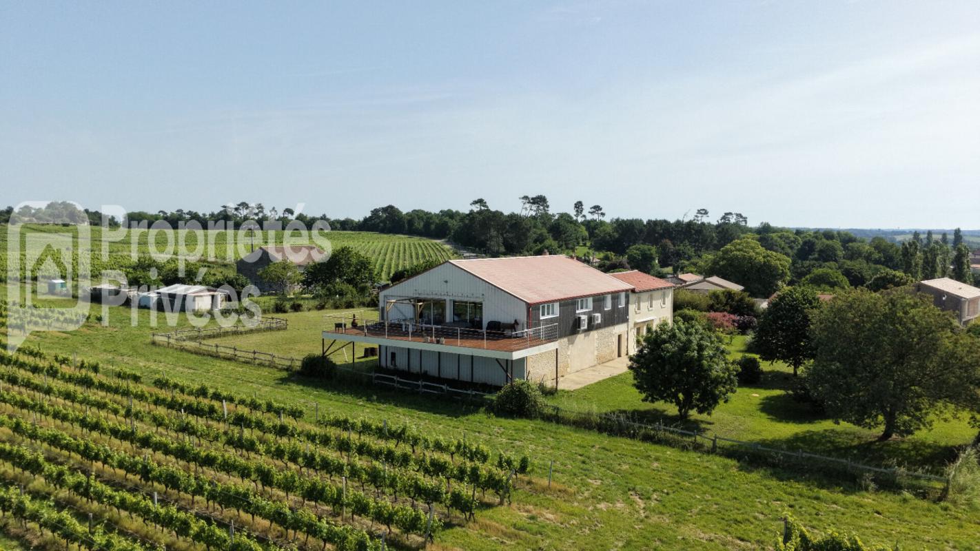 Ensemble immobilier de 2 maisons 364 m2 - revenu  locatif - PRIX 375 000
