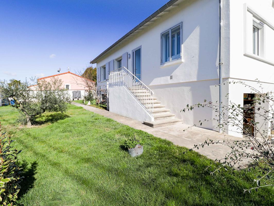 Maison 4 pièces à vendre à PONT-DE-LARN