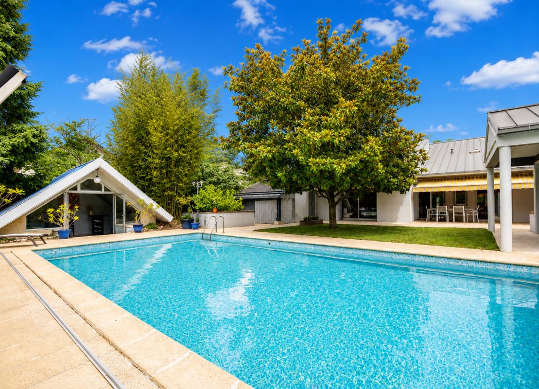 LIEUX UNIQUES ® x PROPRIÉTÉS PRIVÉES ® PROPOSE MAISON CONTEMPORAINE DE 245 M² - TERRAIN 1313 M² - 41100 SAINT-OUEN