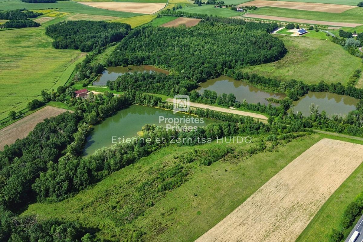DOMAINE DE CHASSE D'EXCEPTION DE 58,5 HECTARES ? ÉTANGS, RIVIÈRE ET ANCIEN MOULIN