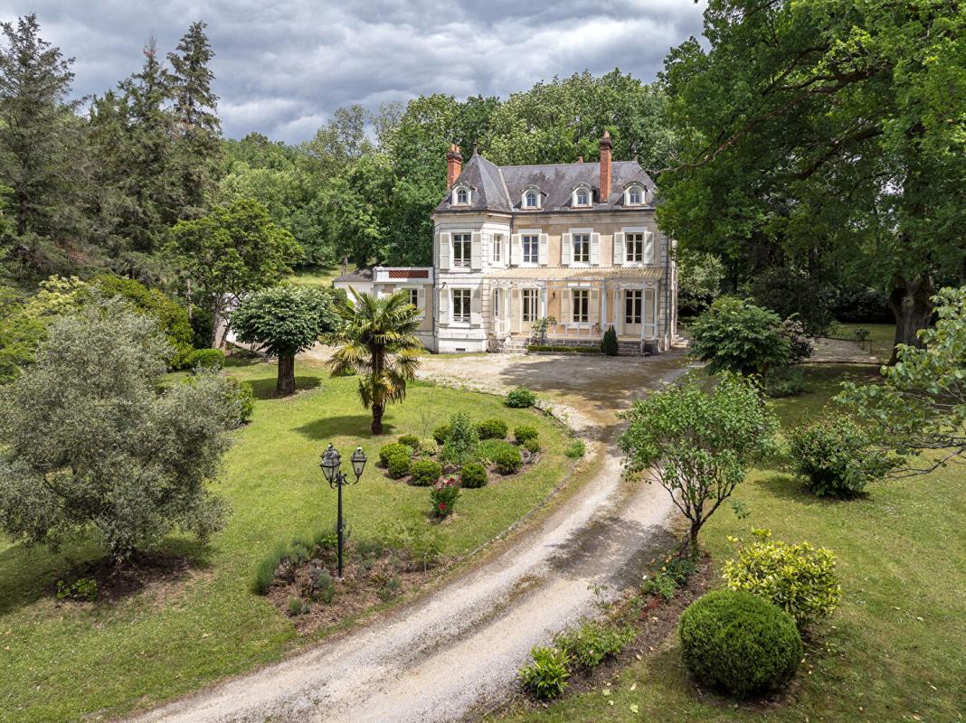 Maison 370m² — Corgnac-sur-l'Isle