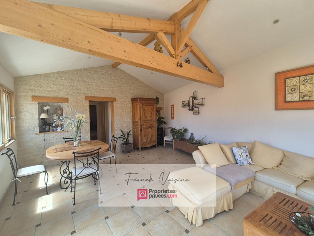 A VENDRE à Mouchamps, Maison de 116 m2 avec 3 chambres sur une parcelle de 1575 m2