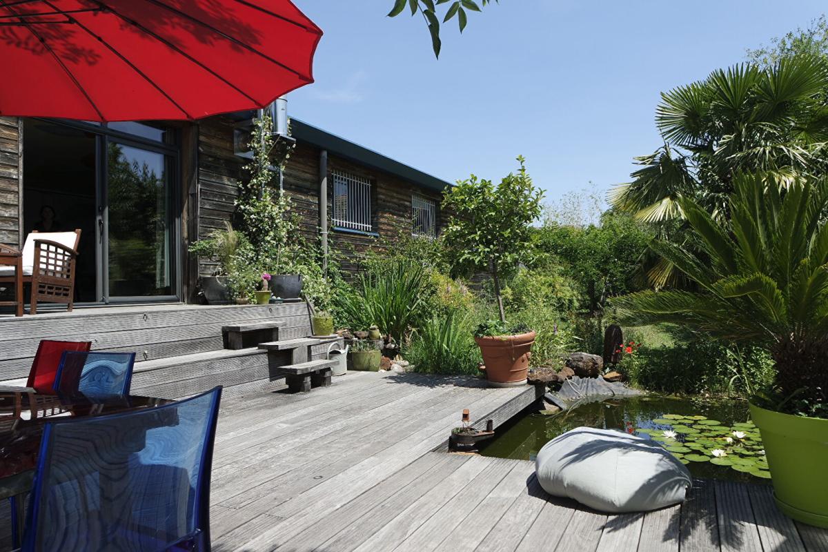 MAISON 401M² DE PLAIN PIED STYLE LOFT ATELIER JARDIN