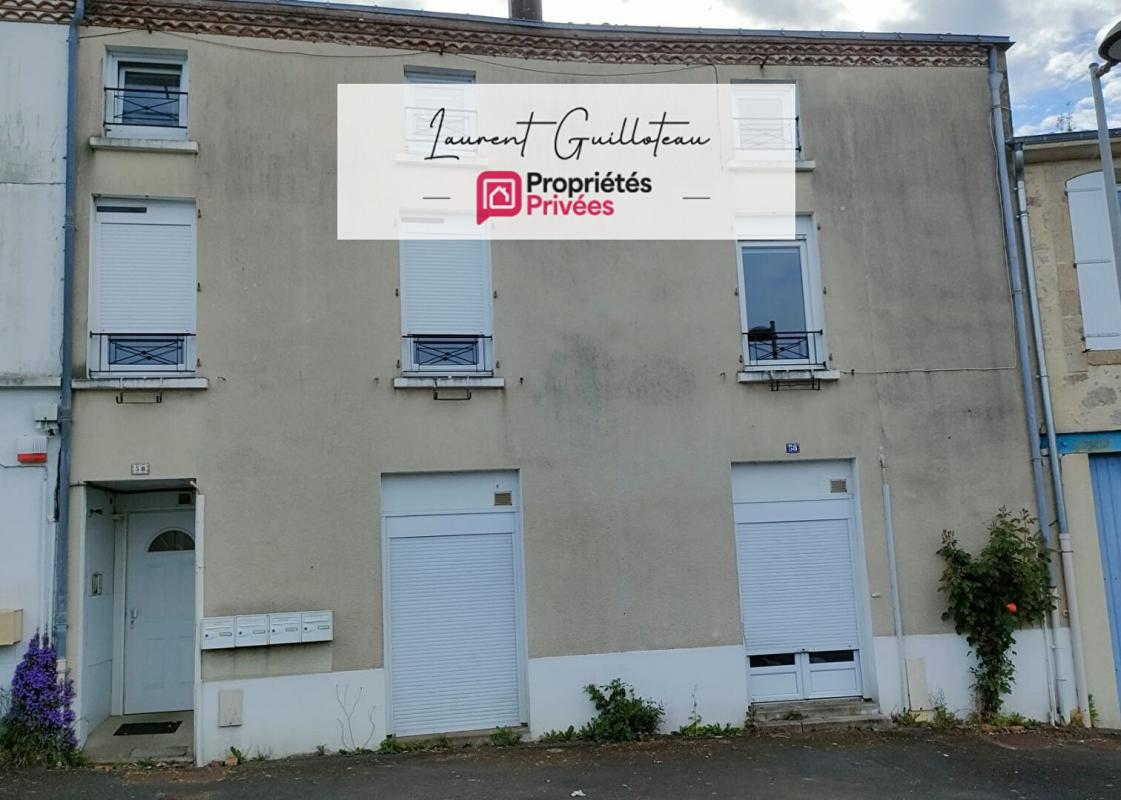 Immeuble de rapport Mortagne sur Sevre 6 pièces 160 m2