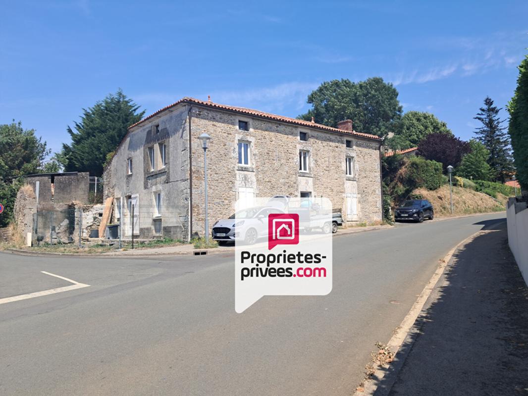 Maison rénovée de caractère 165 m² Terrain arboré