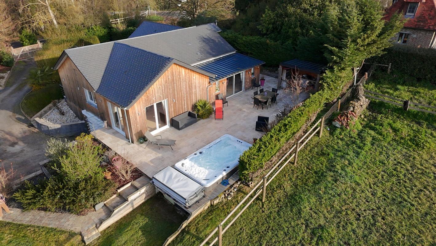 Maison de plain-pied rénovée avec suite parentale, spa de nage et vue sur les chevaux ? À 15 min de Deauville