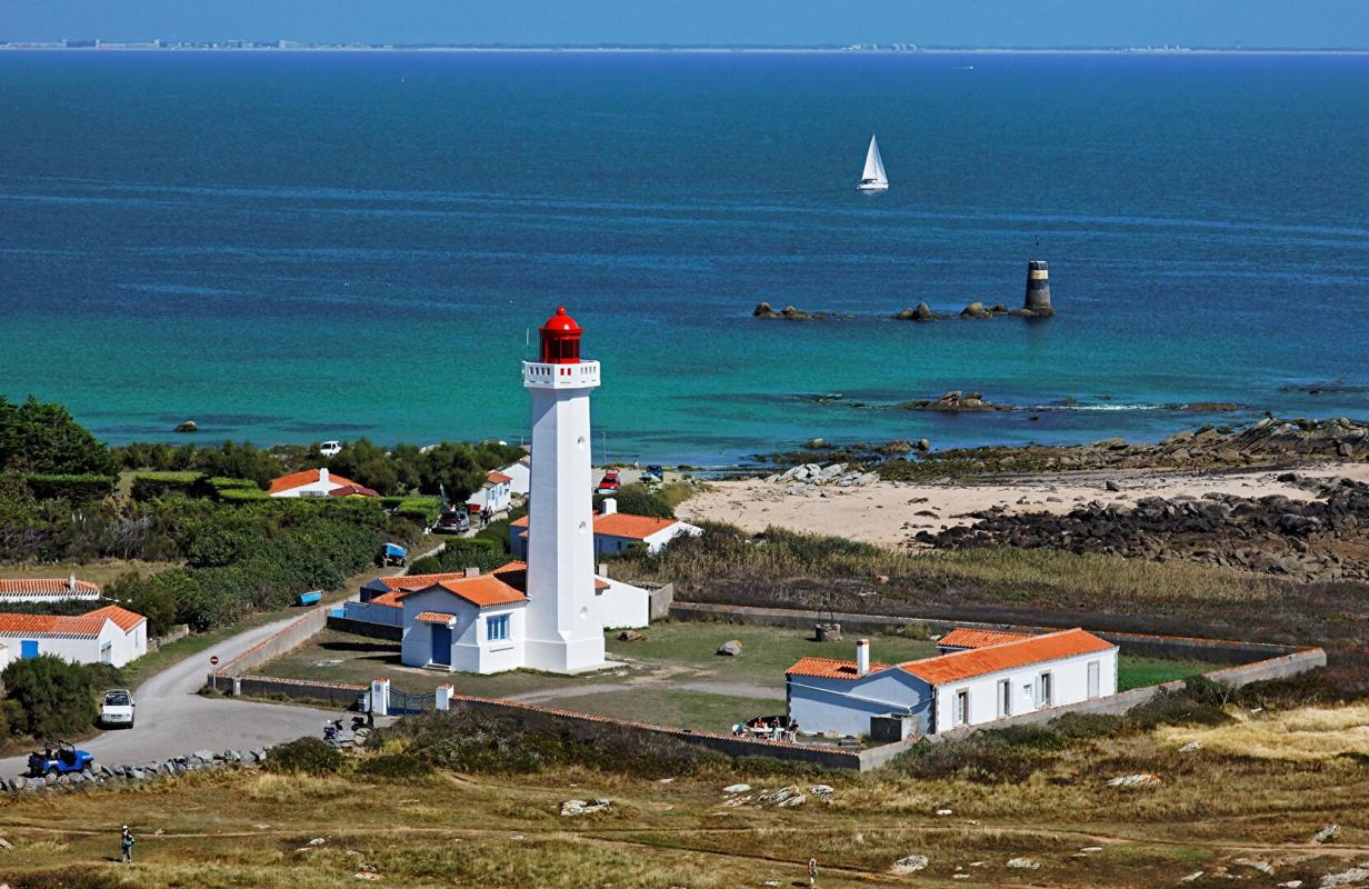 SAINT SAUVEUR - BEAU POTENTIEL-
