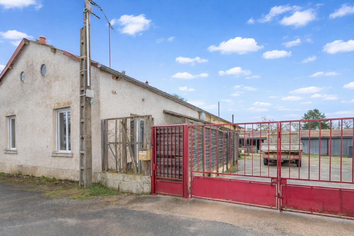 Maison et entrepôt Mennetou Sur Cher 5 pièces 117 m2