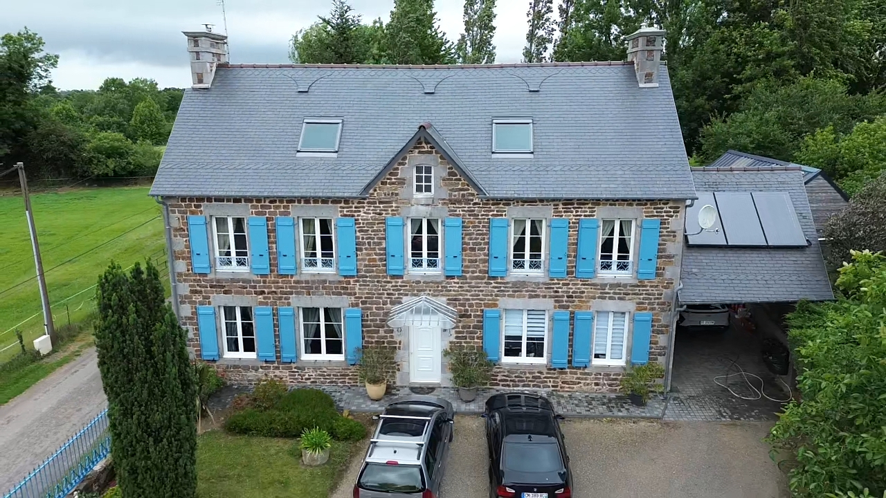 Coup de coeur : Magnifique Longère en Pierre Entièrement Rénovée