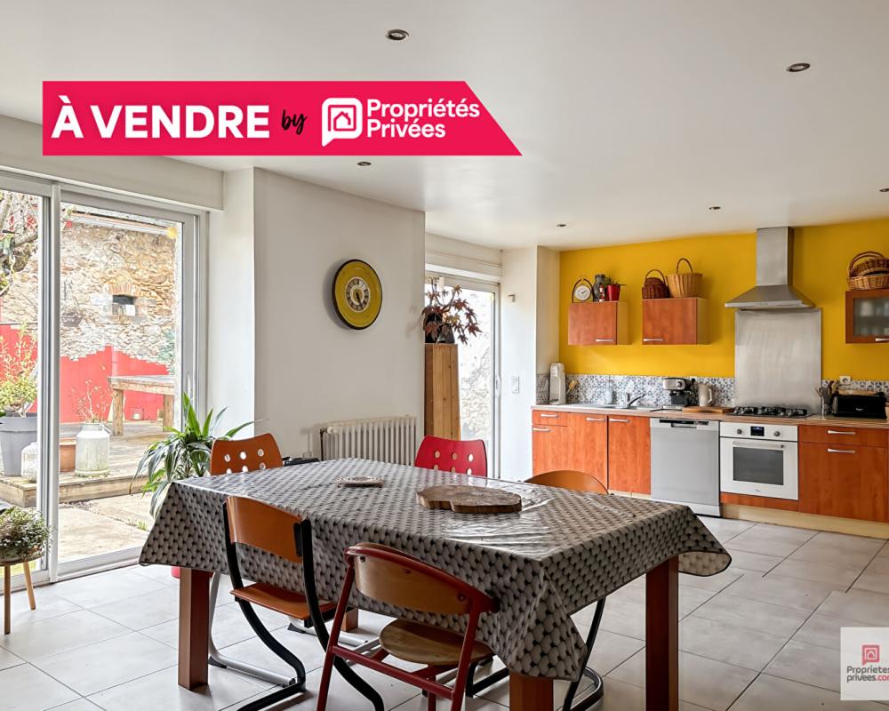 Maison Morannes 6 pièce(s) 142.8 m2