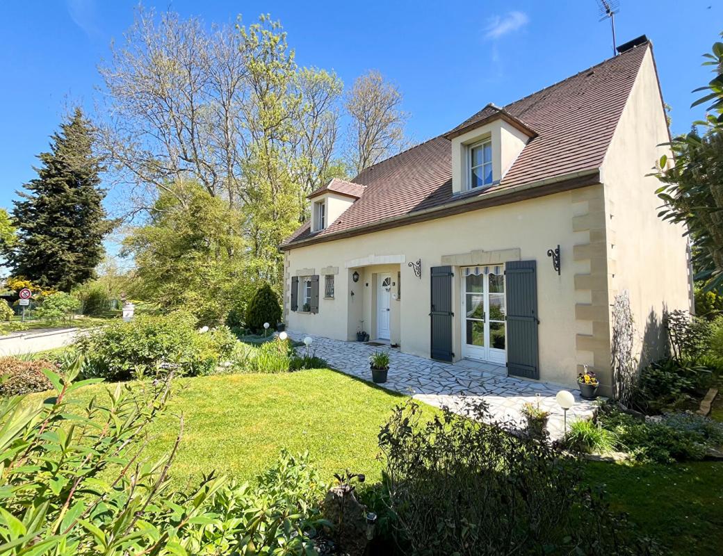 Maison au porte de COMPIEGNE : 7 pièce(s) 148 m2 + Jardin et garage