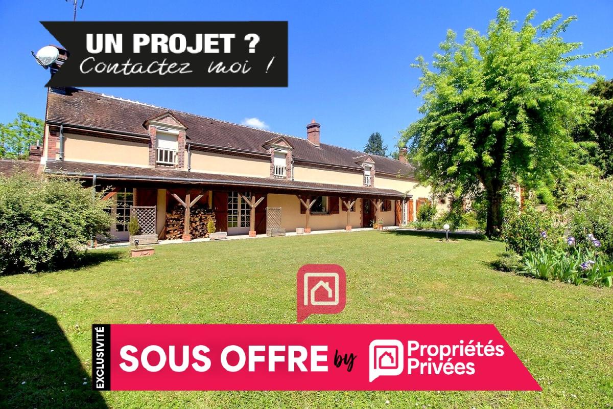 À VENDRE - LONGERE 200 m² habitables, DEPENDANCES, TERRAIN 5200 m²