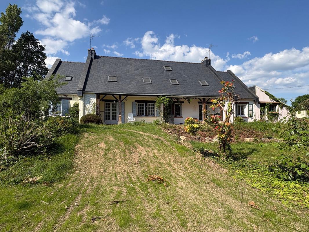 A vendre RIEC SUR BELON (29340) Maison 12 pièces 6 chambres 284 m2