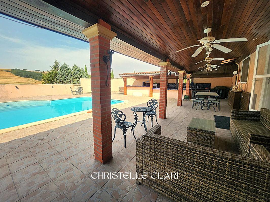 Domaine 194 m² sur terrain de 3,59 ha