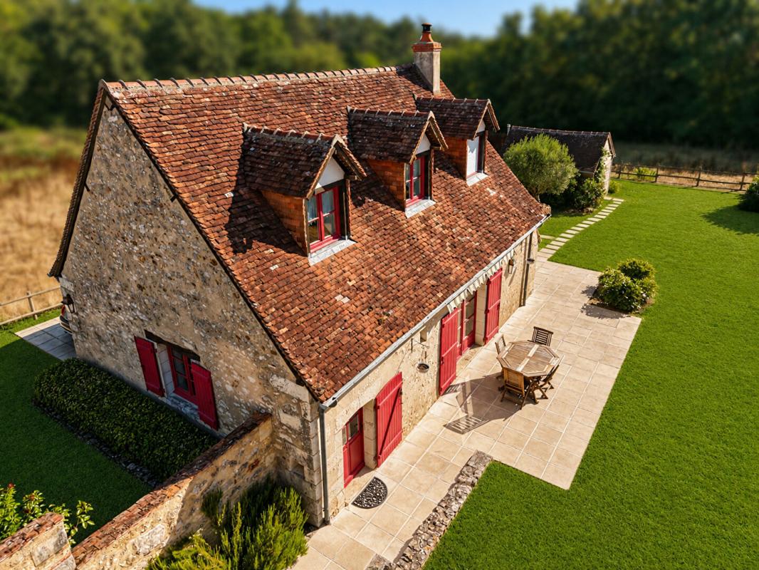 Longère de charme ? Un véritable havre de paix à Saint-Hilaire-sur-Benaize ! 4 pièce(s) 90 m2