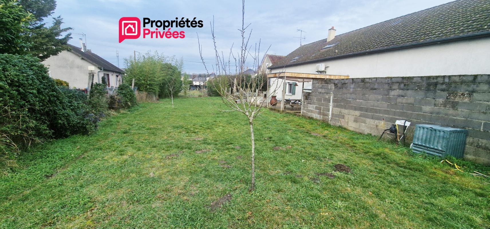 Local commercial/artisanal de 208 m² + Maison 138 m² - 6 pièces - 4 ch - terrasse