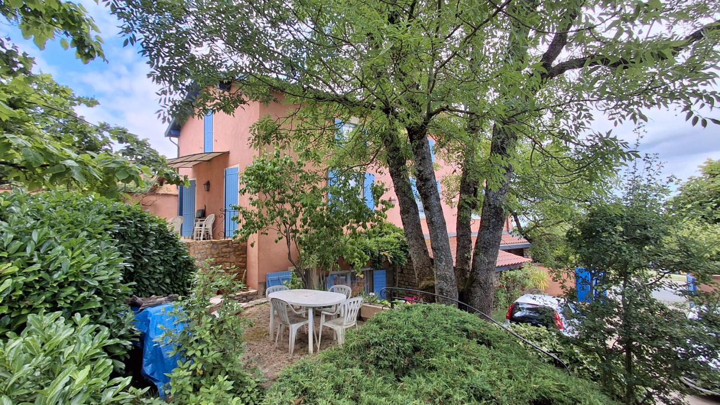 Propriété de caractère 320 m² Deux habitations indépendantes