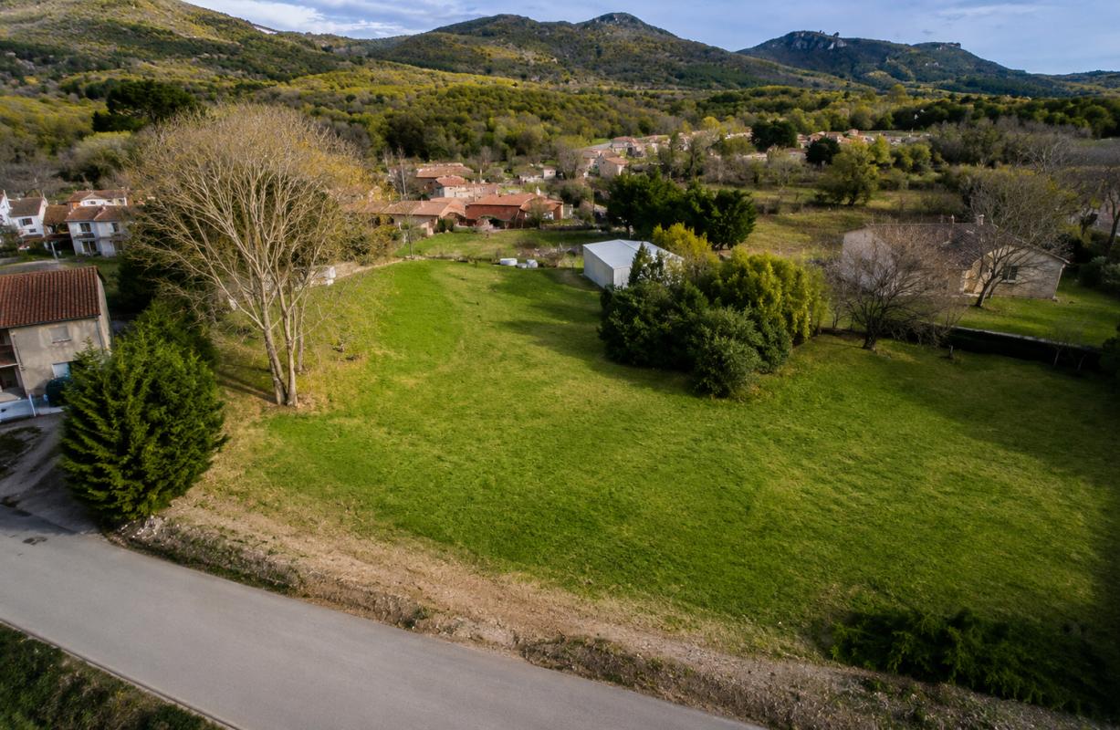 Terrain de 1186 m2 avec vue panoramique