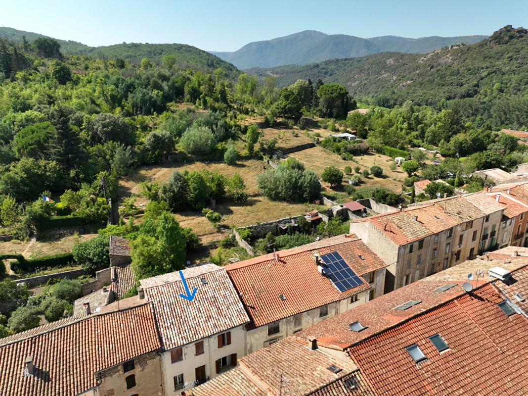 RARE - Demeure de caractère de 300 m² à rénover sur 5 385 m² de terrain