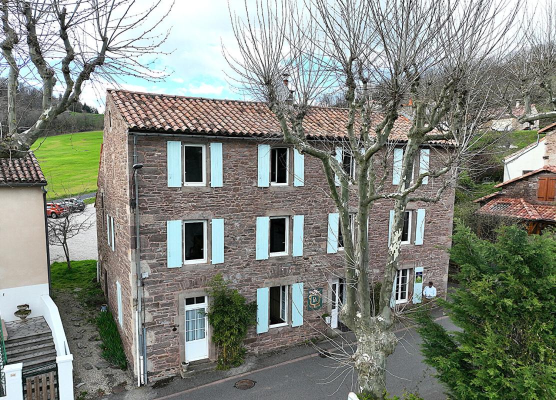 Ensemble immobilier de 193m2 + garage 100m2 - 5 logements