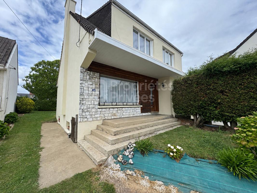 Maison individuelle semi plain-pied avec vue dégagée - Beau potentiel