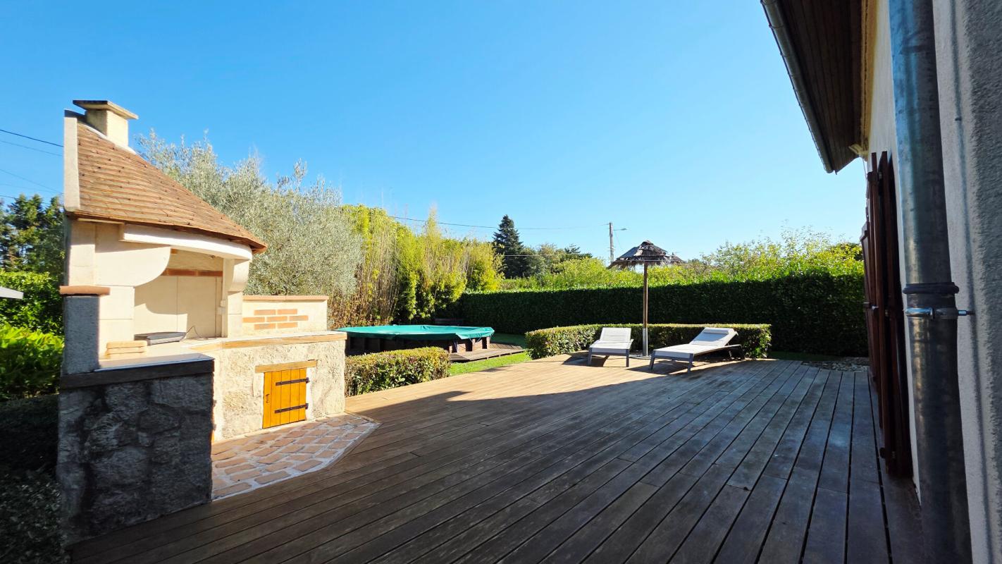 MAISON AVEC STUDIO INDEPENDANT 165M² 6 PIECES 4 CHAMBRES PISCINE