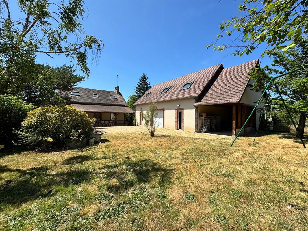 Maison Theillay 10 pièce(s) 220 m2