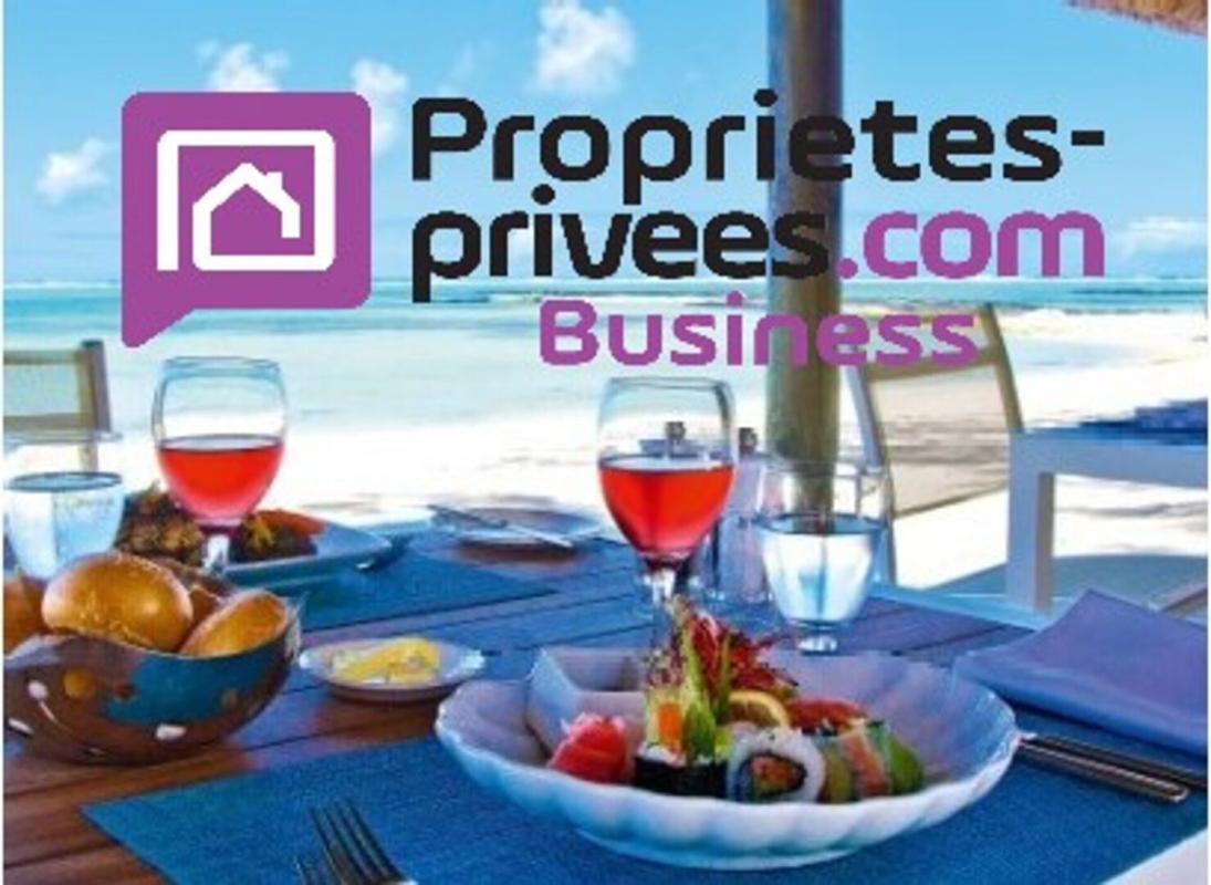 83310 GRIMAUD - BRASSERIE , GRANDE TERRASSE