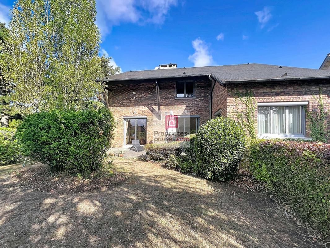 Maison d'architecte Rambouillet, 6 chambres, sur sous-sol