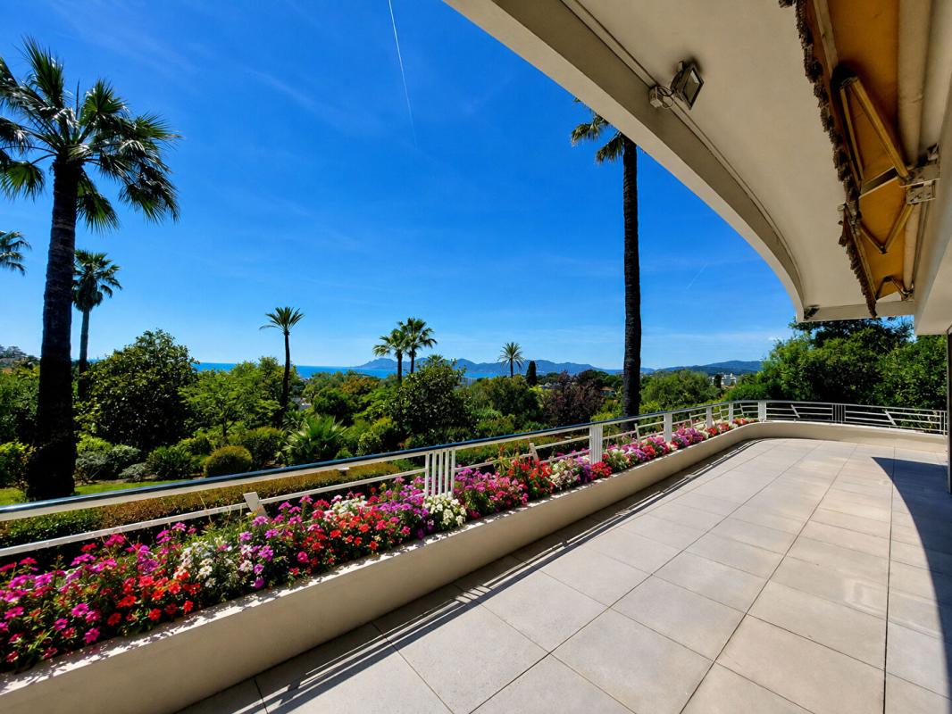 CANNES Californie, Appartement  3 Pièces vue Mer