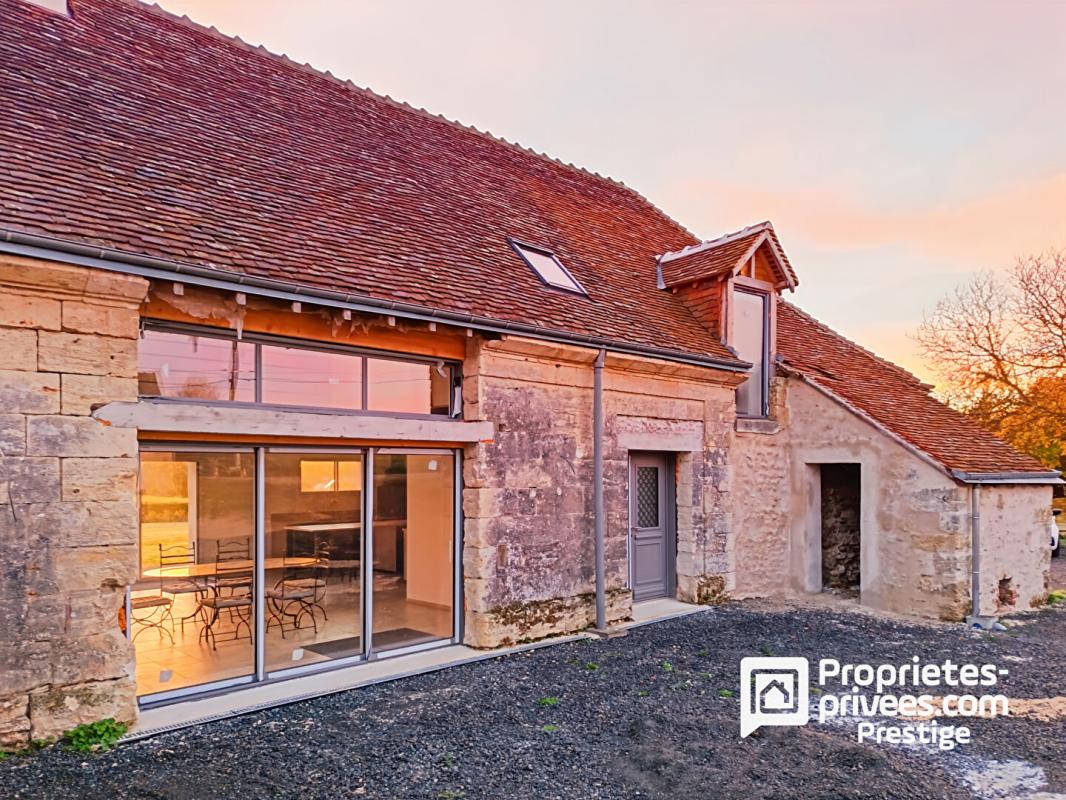 A vendre Longère avec architecture remarquable .7 pièces ,4 chambres, Vallée de Cousse 37210