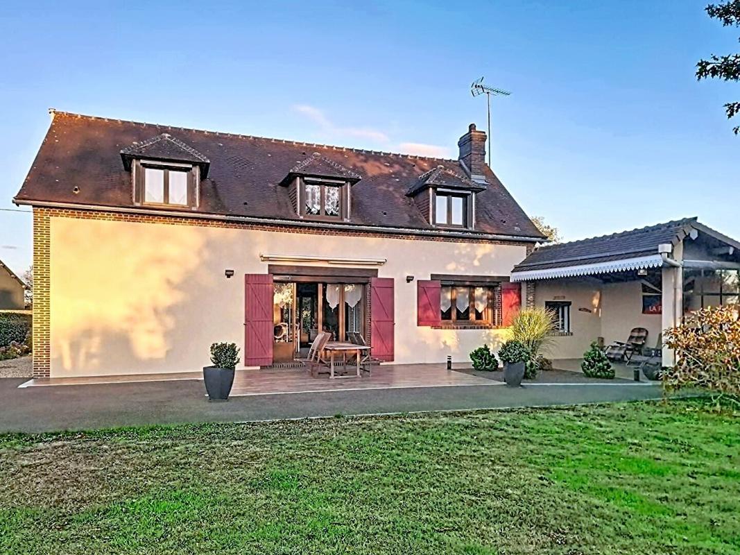 // A SAISIR Maison de campagne proche Verneuil d'Avre & d'Iton 8 pièces 133m2 + terrain 1720m²