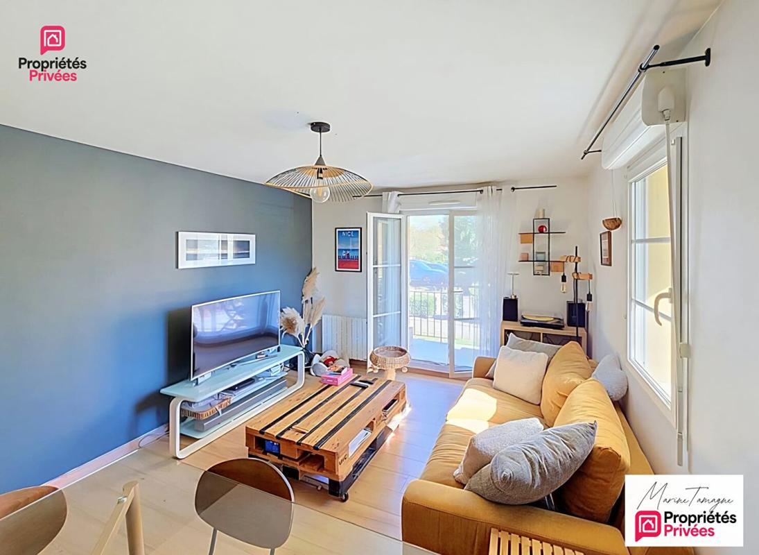 VERBERIE CENTRE 61 m² + BALCON 12 m² + 2 PARKINGS 158 500