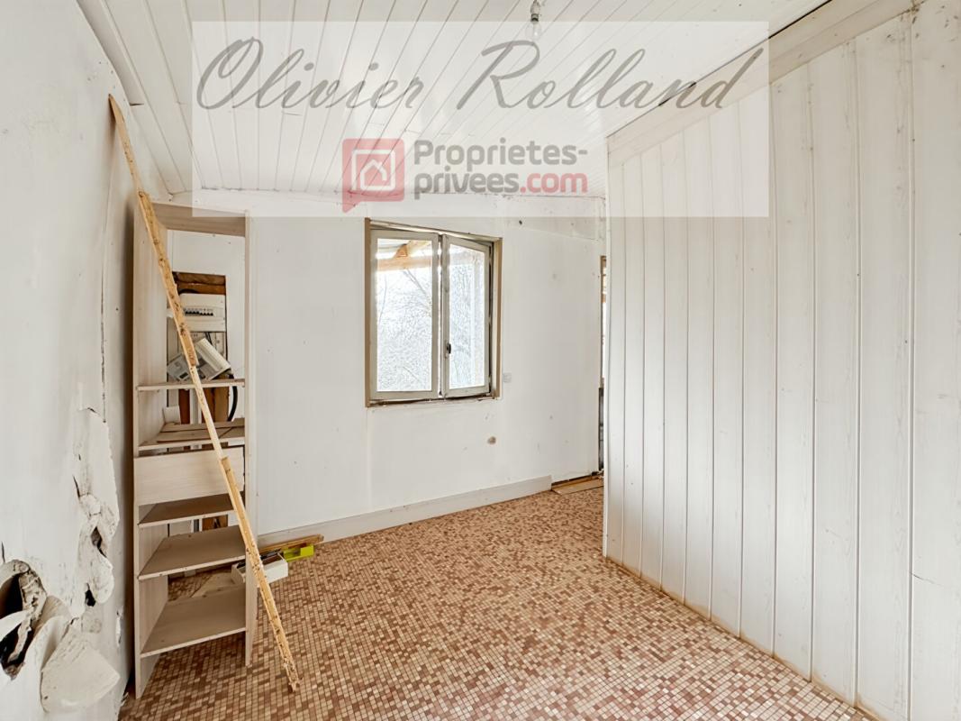 49290 - Montreuil Bellay - Maison à rénover au bord du Thouet