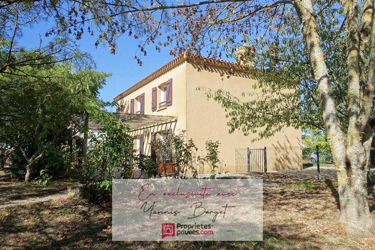 Maison familiale de 151 m² - 4 chambres - Terrain de 1 735 m²