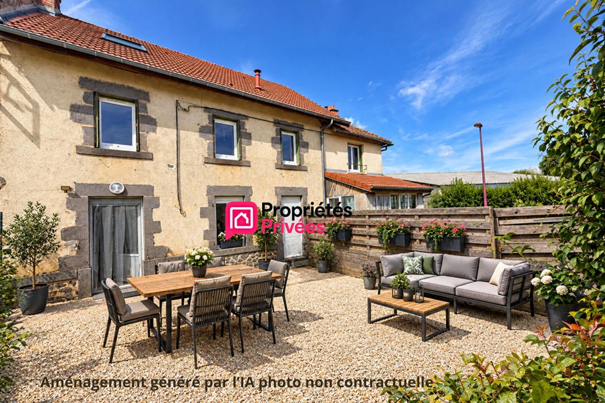 Maison T5 rénovée et Gîte T3 indépendant au coeur de Saint Ours 63230