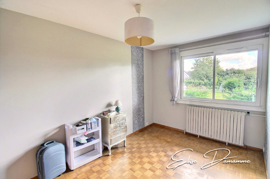 NOUVEAUTE EXCLUSIVE - Première mise en vente pour cette belle propriété familiale sur près de 5000 m² de terrain