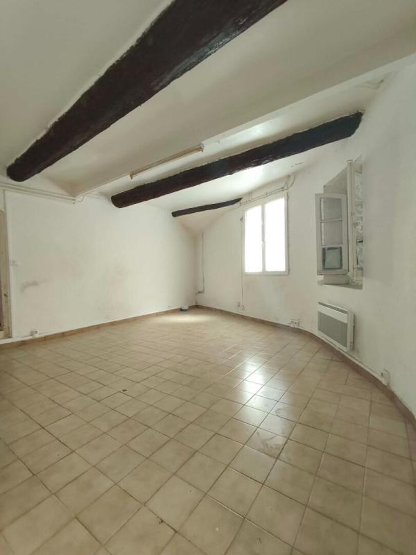 Maison Saint Mitre Les Remparts 5 pièce(s) 126 m2